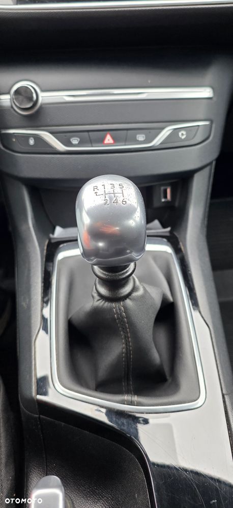 Peugeot 308 1.5 BlueHDi Active S&S - 14