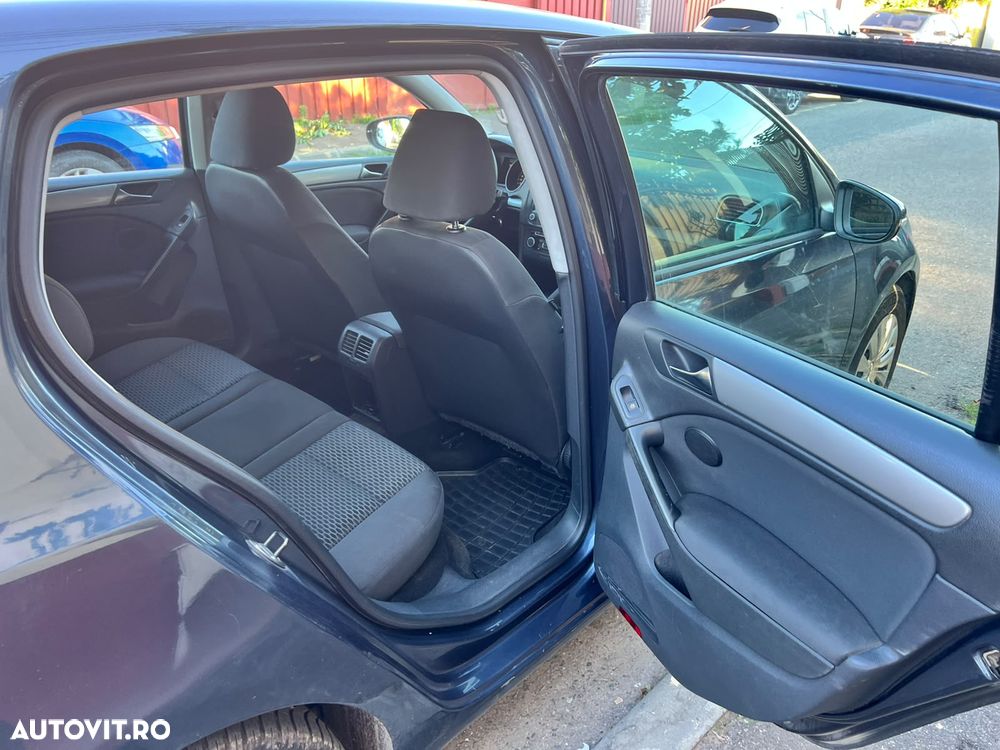 VOLKSWAGEN Golf 2012 — imagine 16