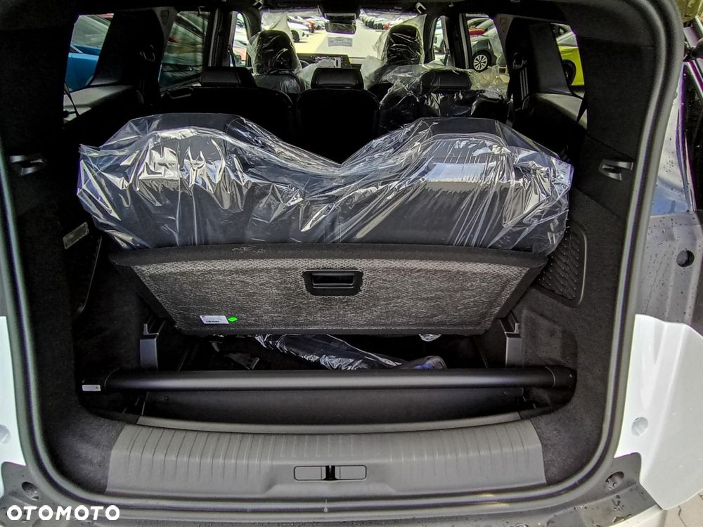 Peugeot 5008 - 24
