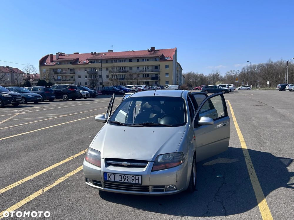 Chevrolet Kalos - 2