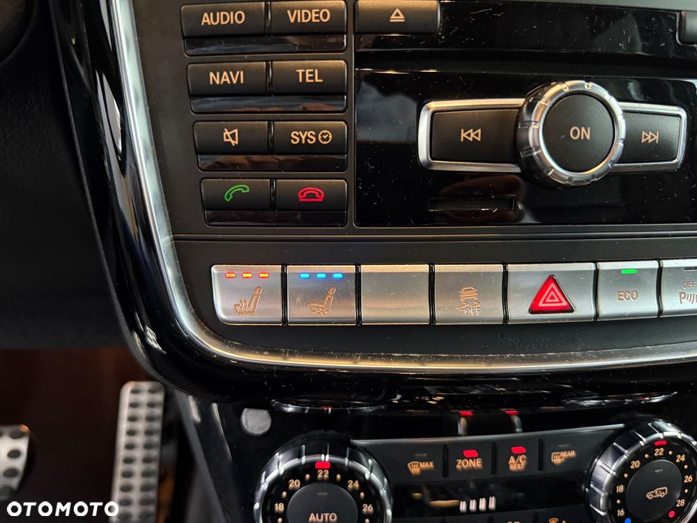 Mercedes-Benz Klasa G 63 AMG L - 23