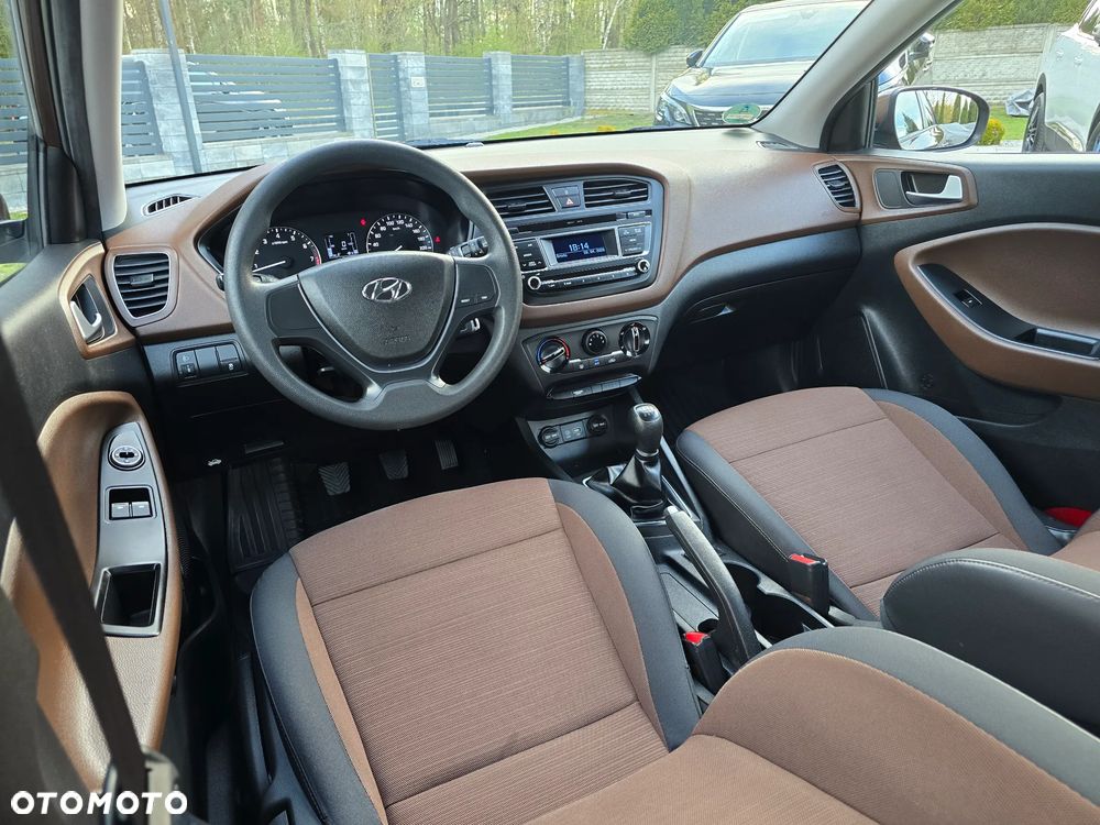 Hyundai i20 1.2 - 22