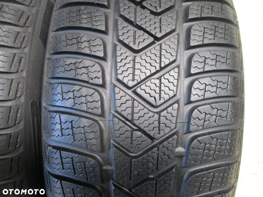 OPONY 215 55 16 93H PIRELLI - ZIMA - 2