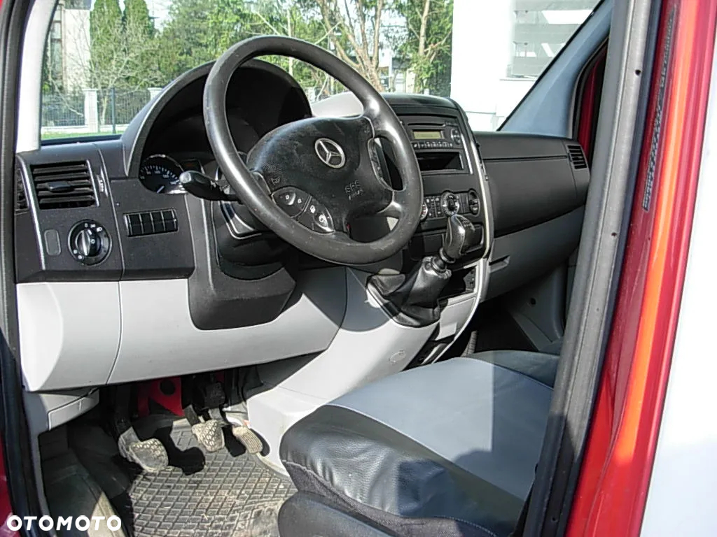 Mercedes-Benz SPRINTER - 5