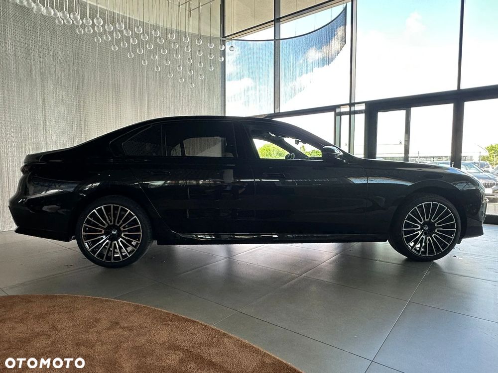 BMW Seria 7 740d xDrive mHEV sport - 8