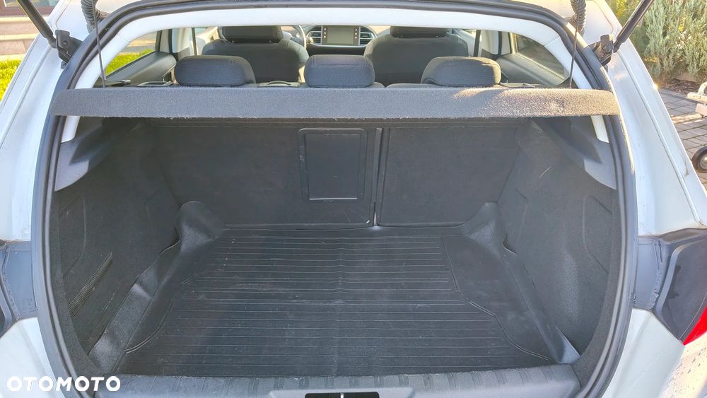 Peugeot 308 1.2 PureTech Allure S&S - 30