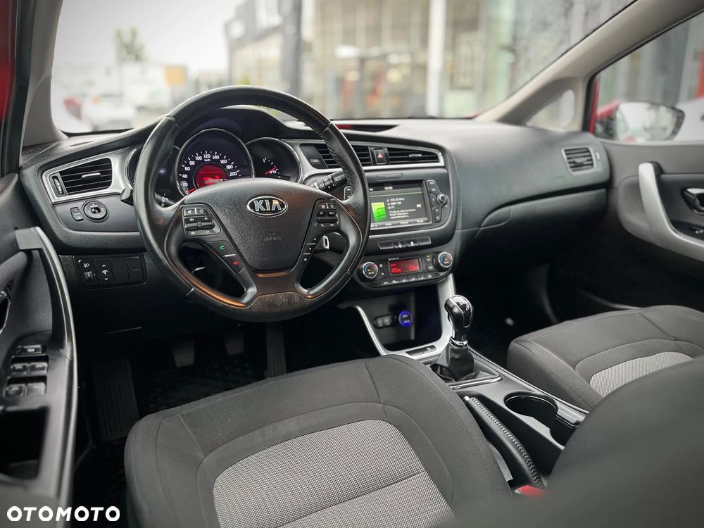Kia Ceed Cee'd 1.6 GDI L - 7