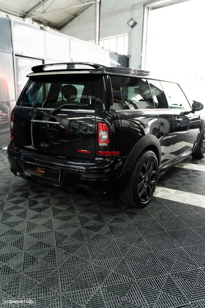 MINI Clubman John Cooper Works - 3