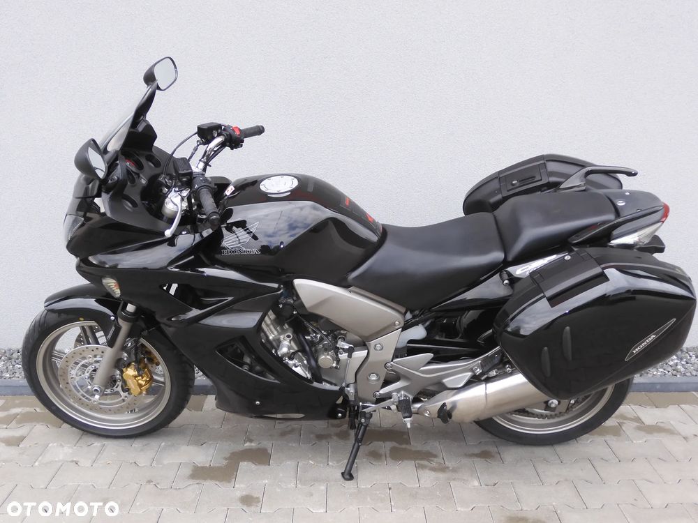 Honda CBF - 36