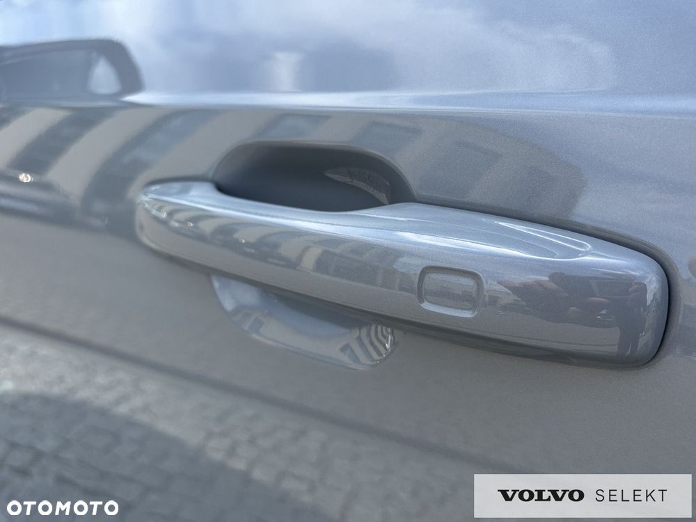 Volvo XC 90 - 21