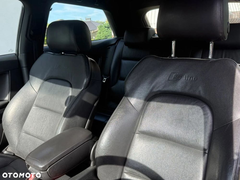Audi A3 3-drzwiowe 2.0 TDI DPF S tronic Ambition - 18
