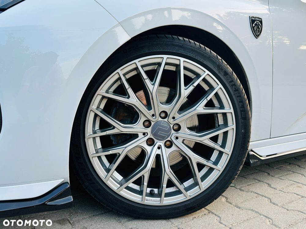 Peugeot 308 1.2 PureTech GT Pack S&S EAT8 - 11