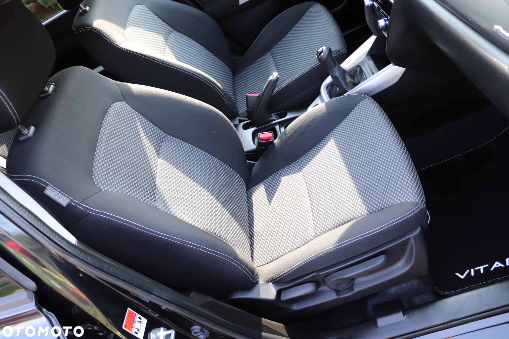 Suzuki Vitara 1.6 (4x4) Allgrip Comfort+ - 32
