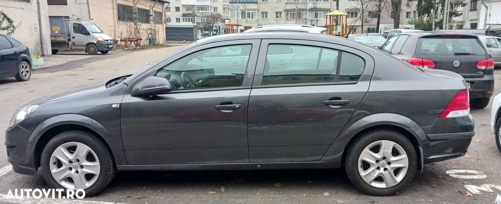 Opel Astra - 1