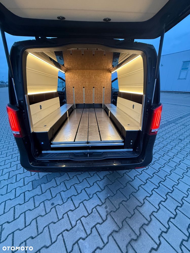 Mercedes-Benz Klasa V 220 d lang 4Matic 7G-TRONIC Exclusive Edition - 19