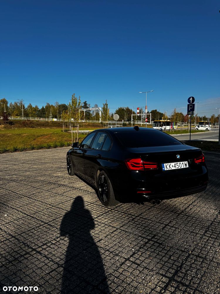 BMW 328I 2016 photo 4