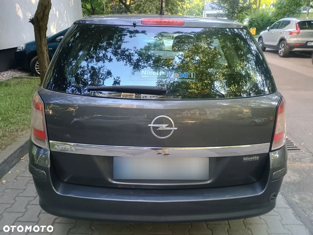 Opel Astra 1.6 Essentia - 14