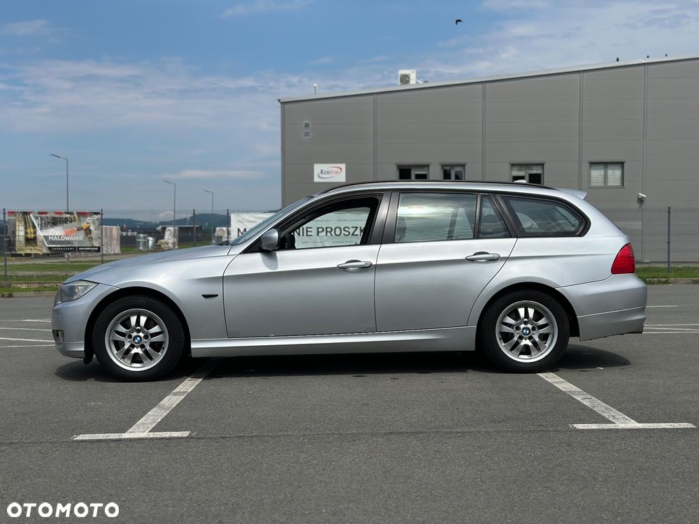 BMW Seria 3 318d DPF - 2