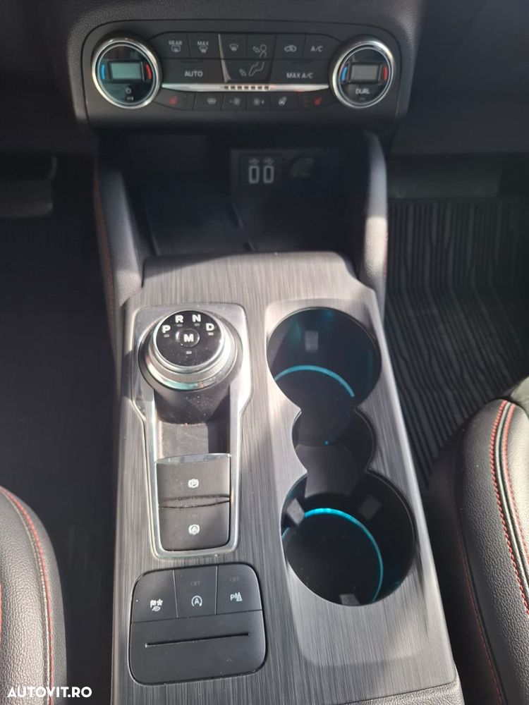 Ford Kuga 2.0 EcoBlue A8 AWD ST Line X - 11