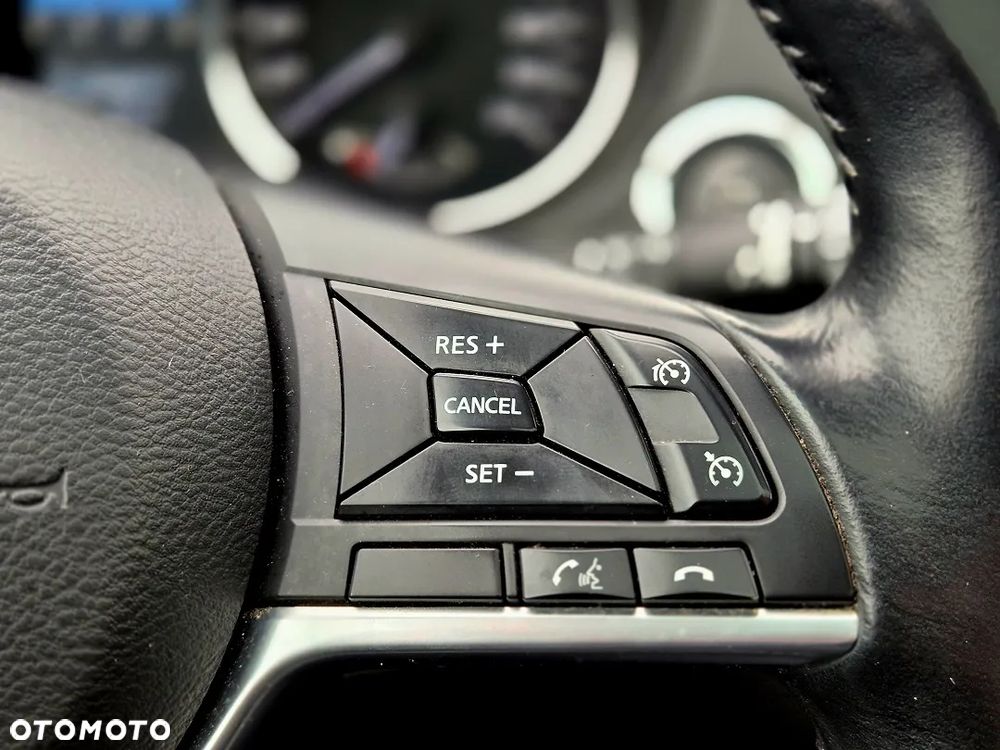 Nissan Qashqai 1.6 DIG-T Tekna - 29