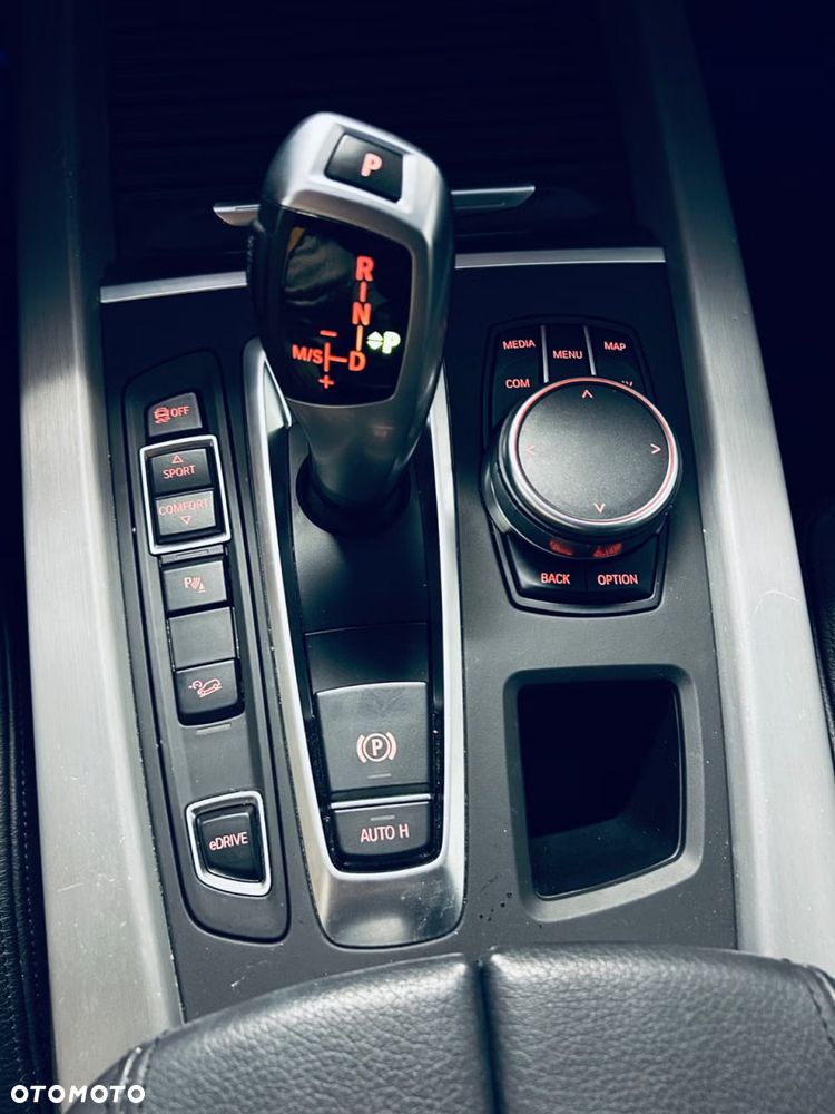 BMW X5 xDrive40e - 28