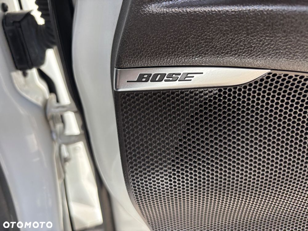 Renault Espace 1.6 dCi Energy Initiale Paris EDC - 32