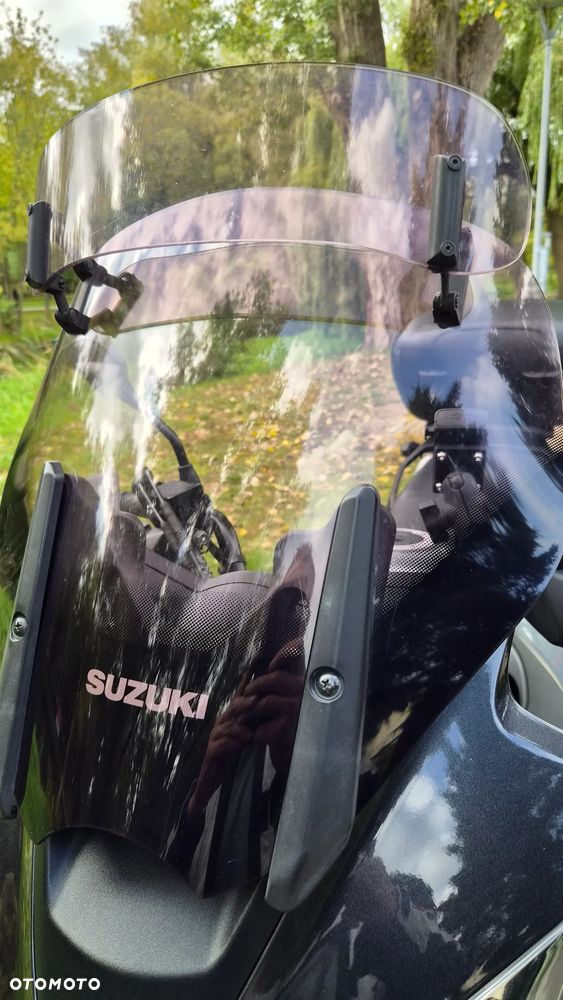 Suzuki V-STROM - 27