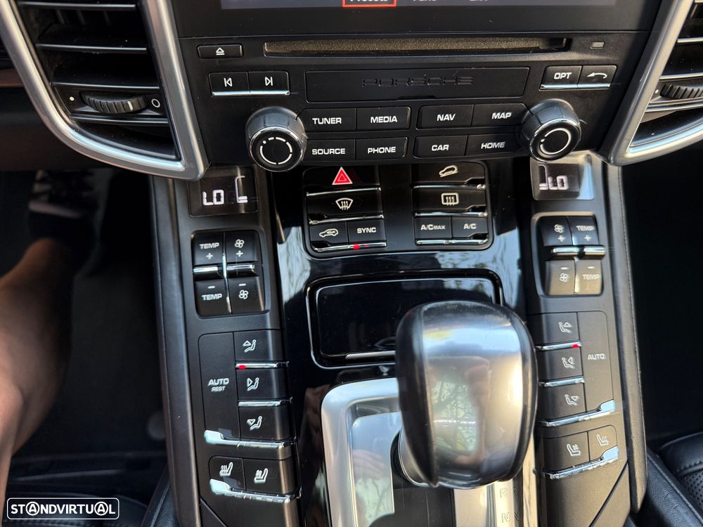 Porsche Cayenne S Tiptronic S - 37