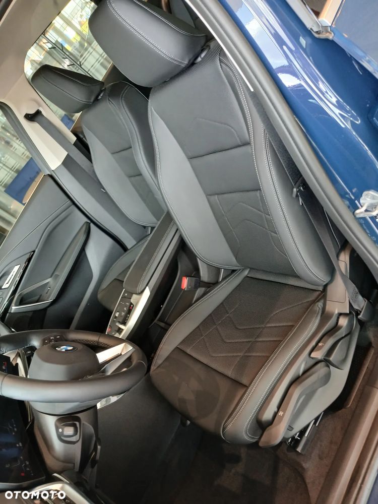 BMW X1 sDrive18i xLine - 21