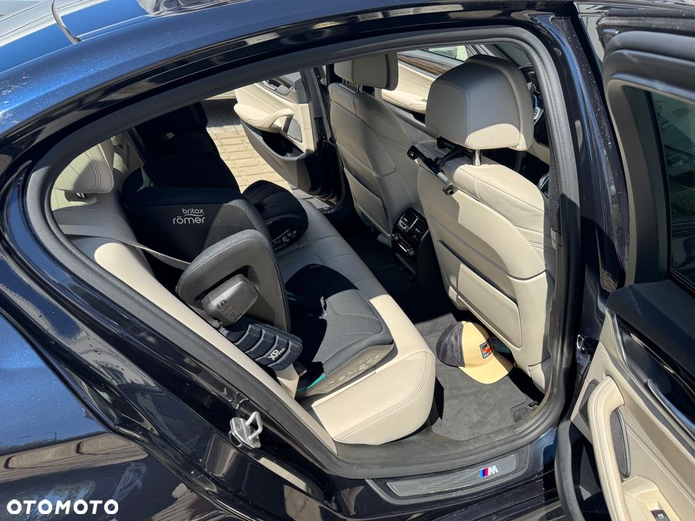 BMW Seria 5 530i xDrive M Sport sport - 15