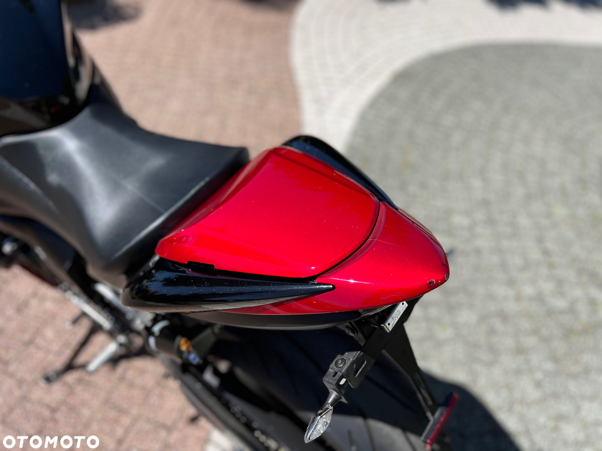 Suzuki GSX - 21