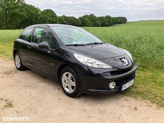 Peugeot 207 - 1
