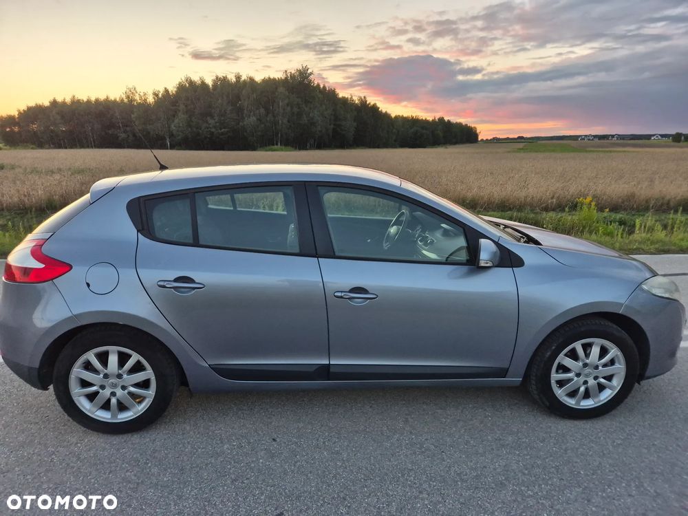 Renault Megane 1.6 16V 110 Expression - 5