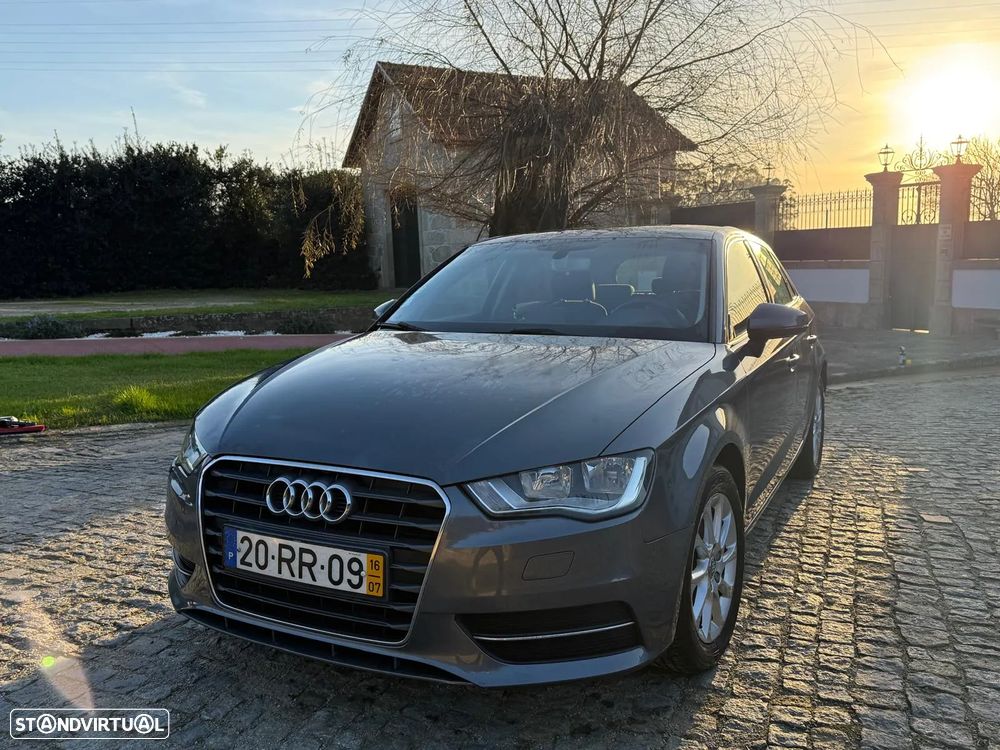 Audi A3 Sportback 1.6 TDI Attraction - 3