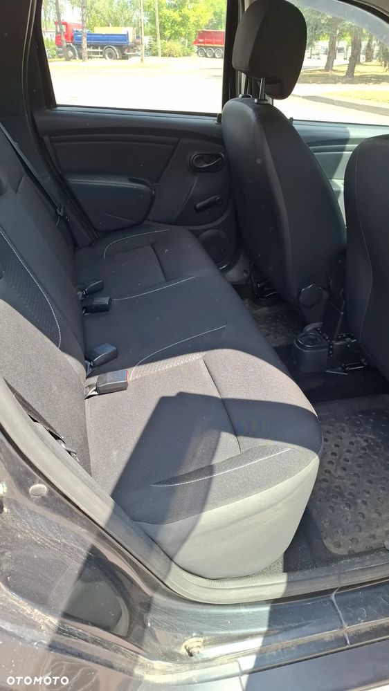 Dacia Duster 1.6 SCe S&S - 11