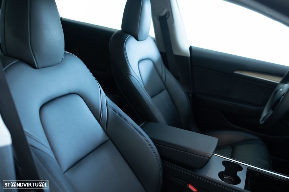 Tesla Model 3 Standard RWD Plus - 25