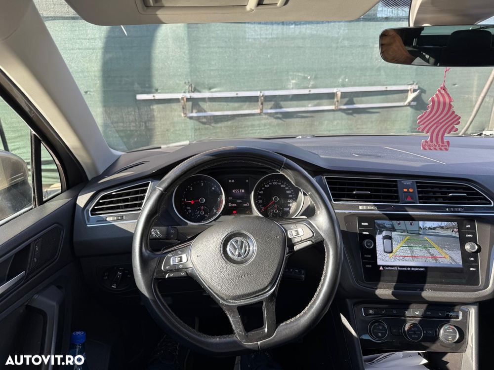 Volkswagen Tiguan 2.0 TDI 4Mot DSG Comfortline - 25