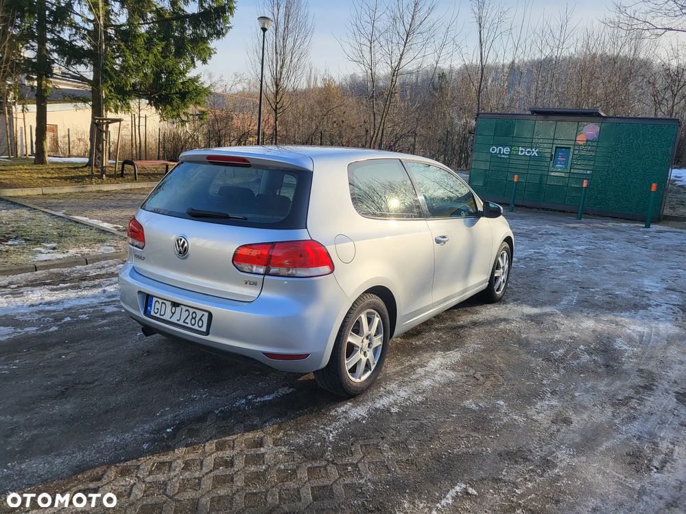 Volkswagen Golf - 11