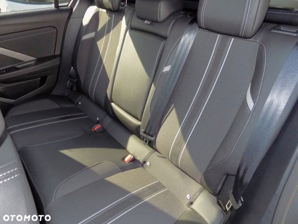 Opel Astra - 8
