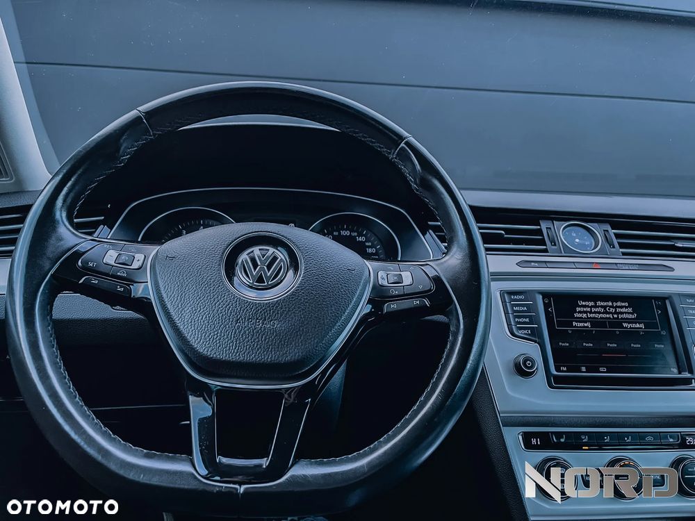 Volkswagen Passat 1.4 TSI BlueMotion Technology DSG Comfortline - 13