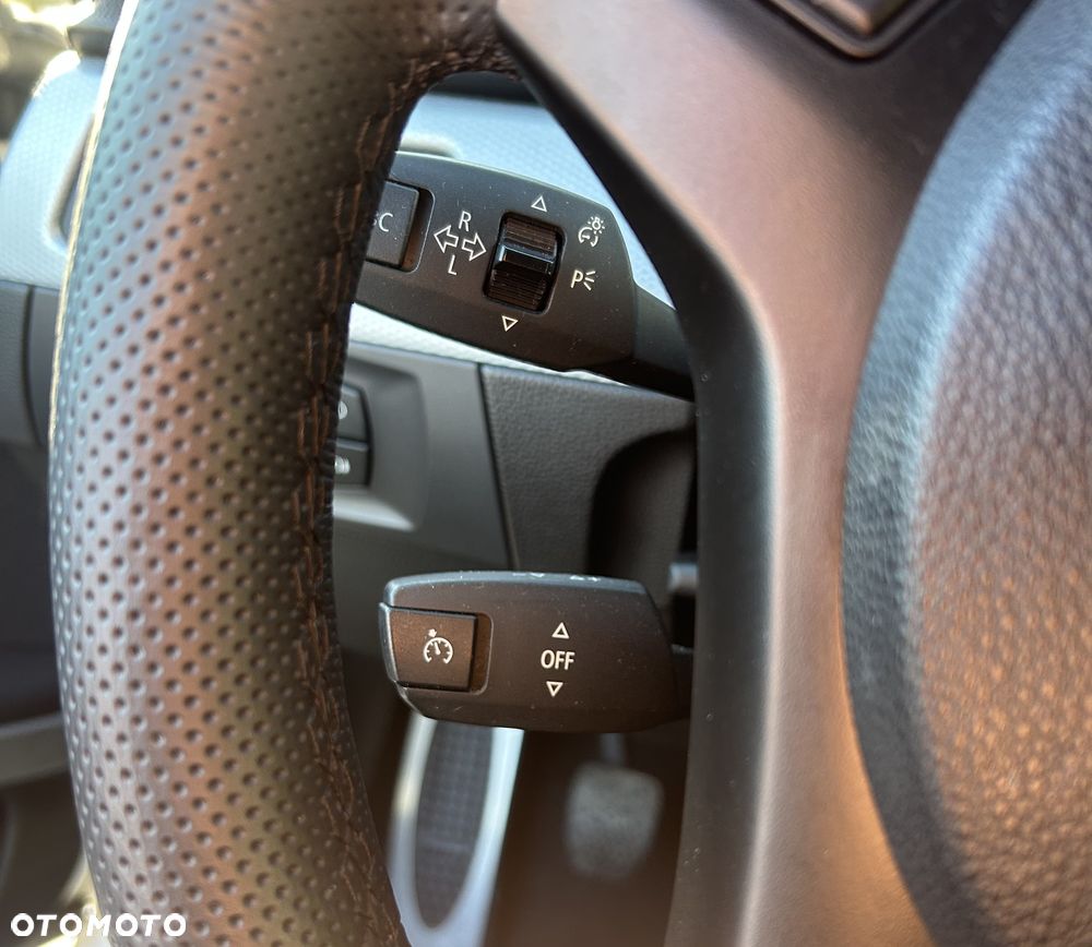 BMW Seria 3 320d - 23