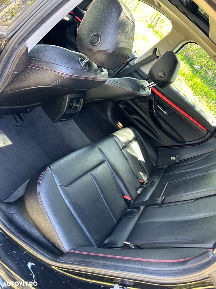 BMW Seria 3 320i AT - 11