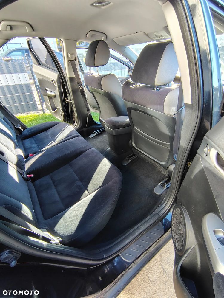 Honda Civic - 12