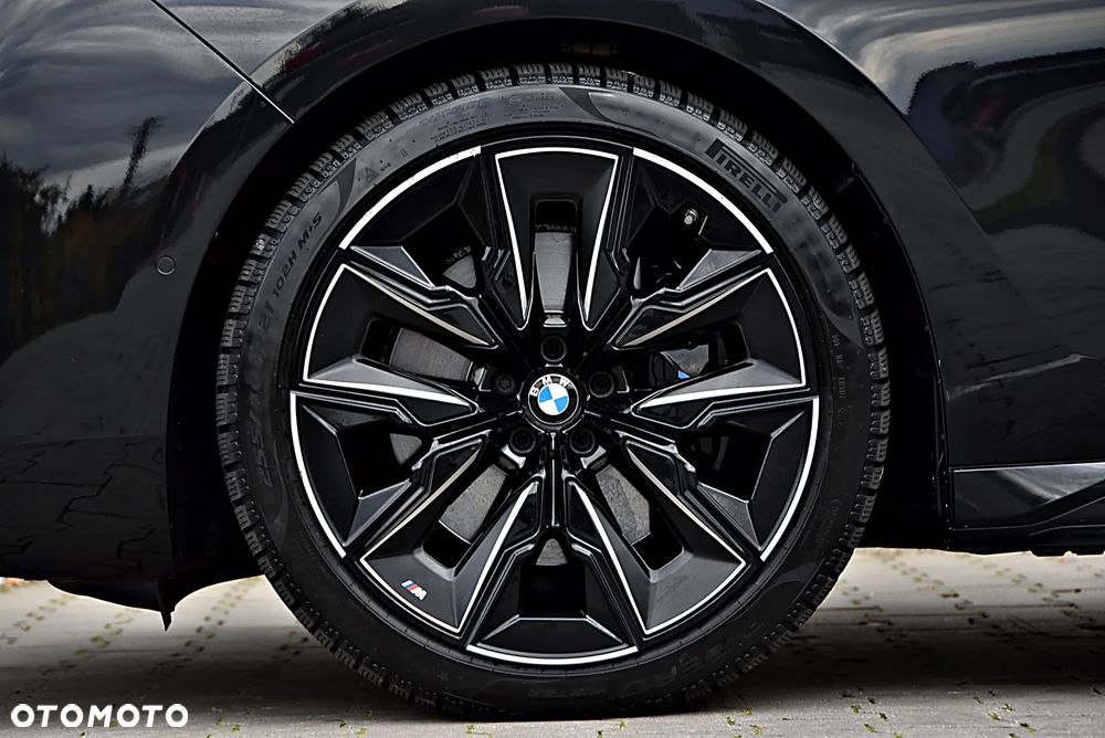 BMW Seria 7 740d xDrive mHEV sport - 11