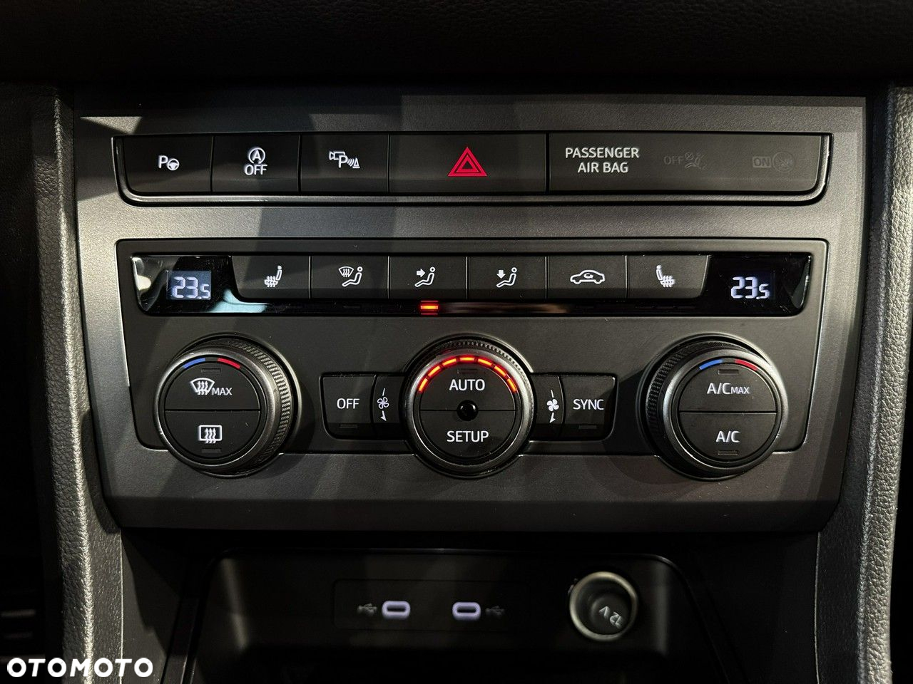 Cupra Ateca - 26