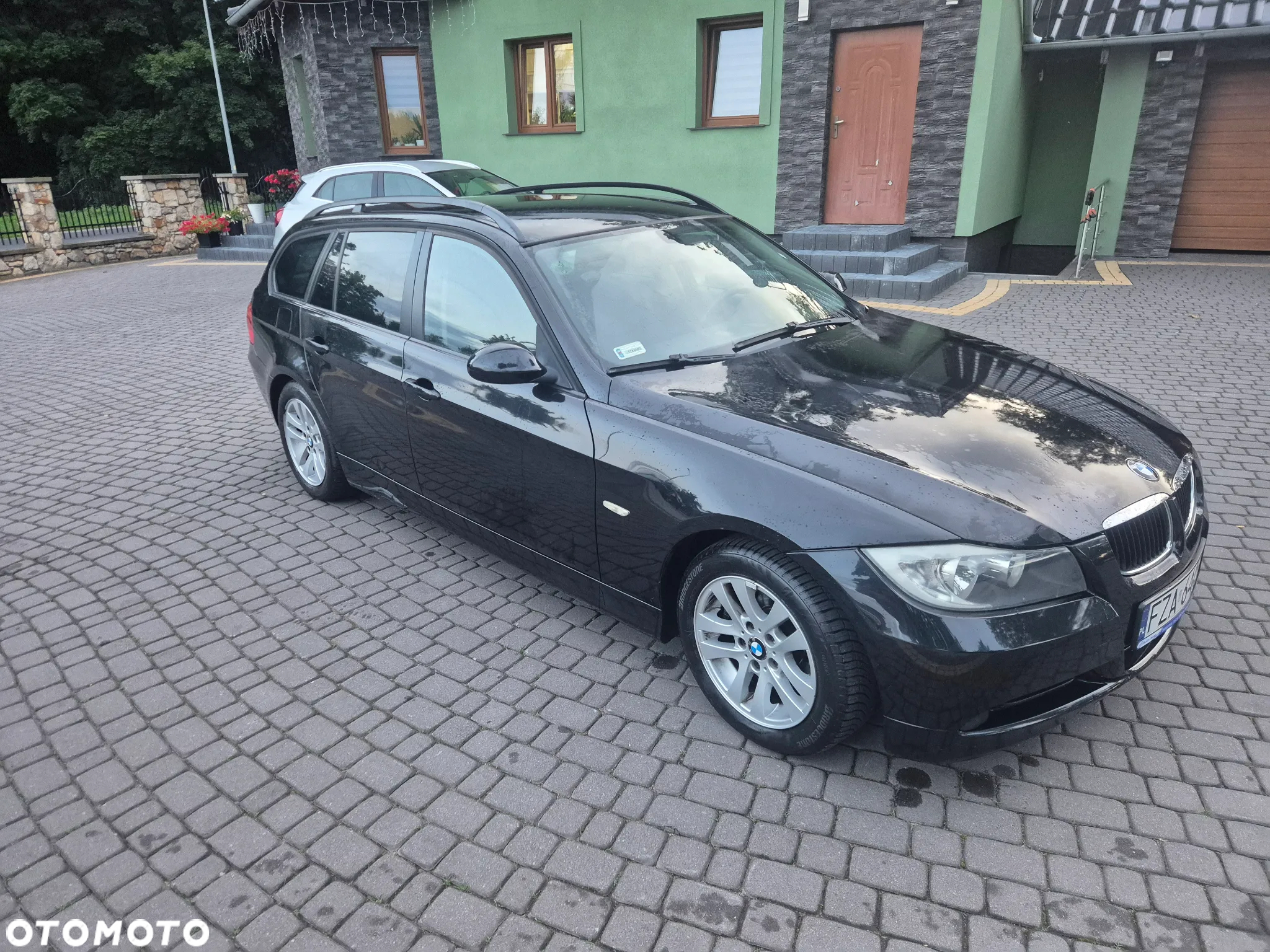 BMW Seria 3 320i - 11