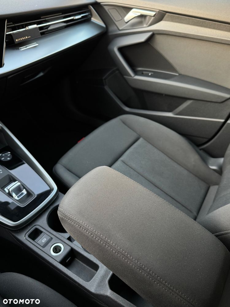 Audi A3 Limousine 30 TFSI mHEV Advanced S tronic - 22