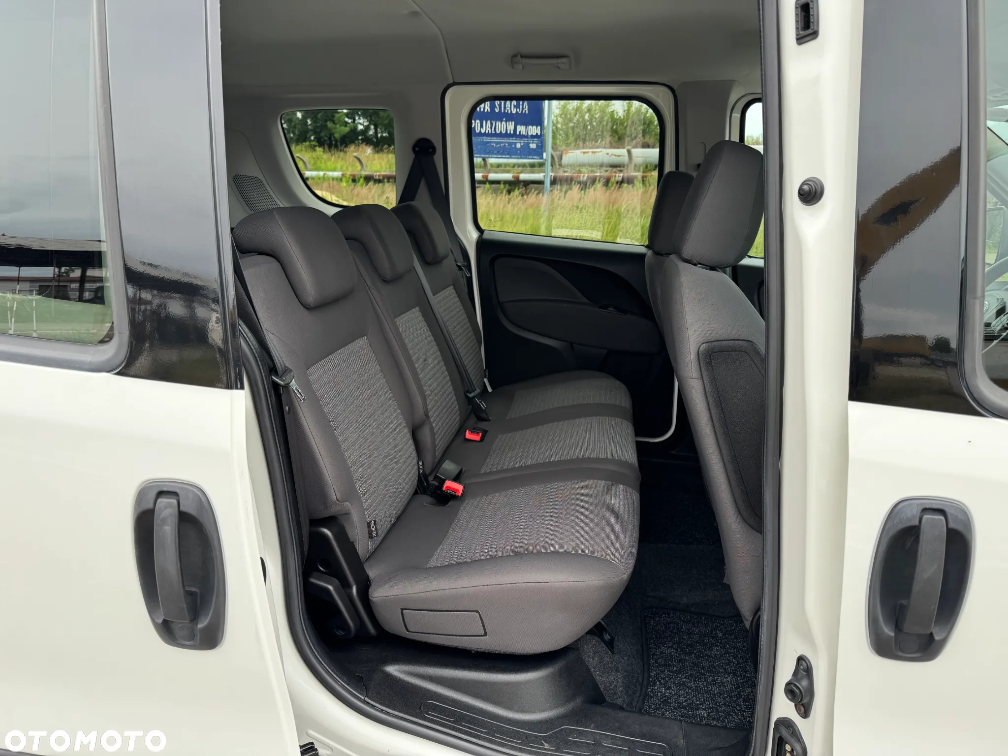 Fiat Doblo 1.4 T-Jet 16V Dynamic - 24