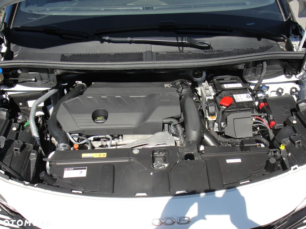 Peugeot 5008 PureTech 180 EAT8 Stop & Start GT - 20