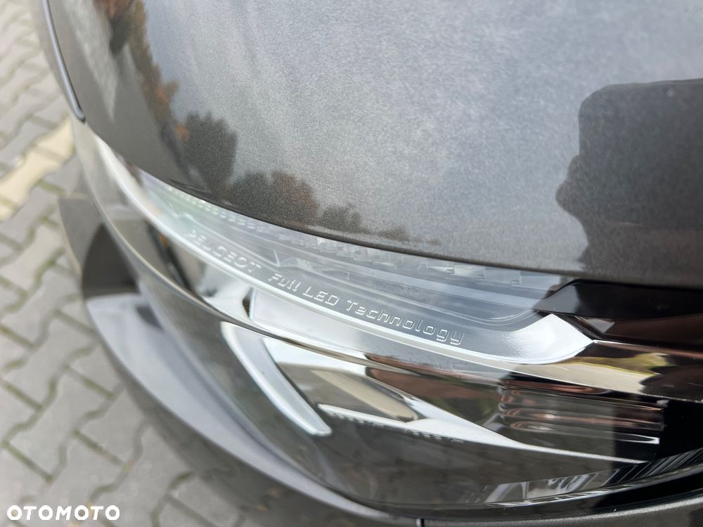Peugeot 5008 - 32